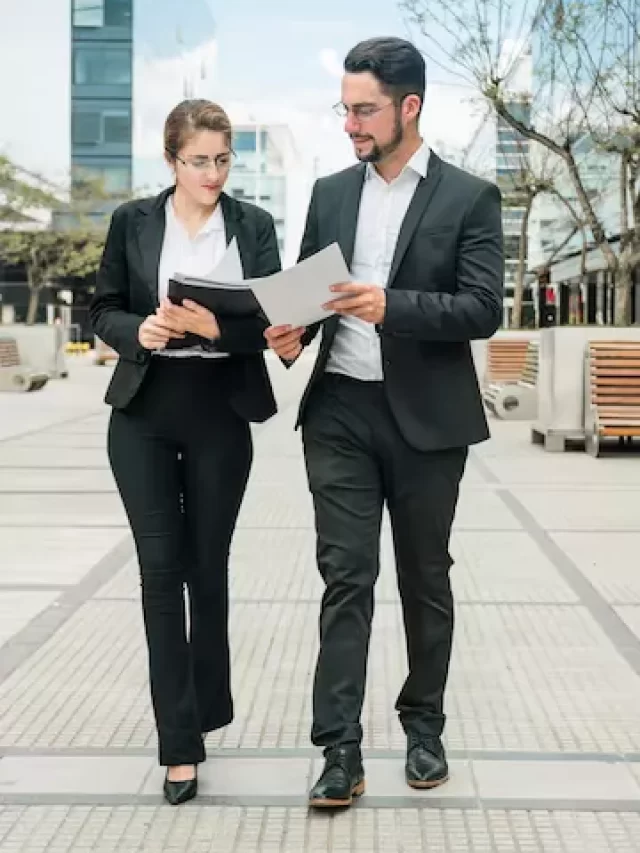 Product Manager vs Project Manager: 4 Must-Know Differences